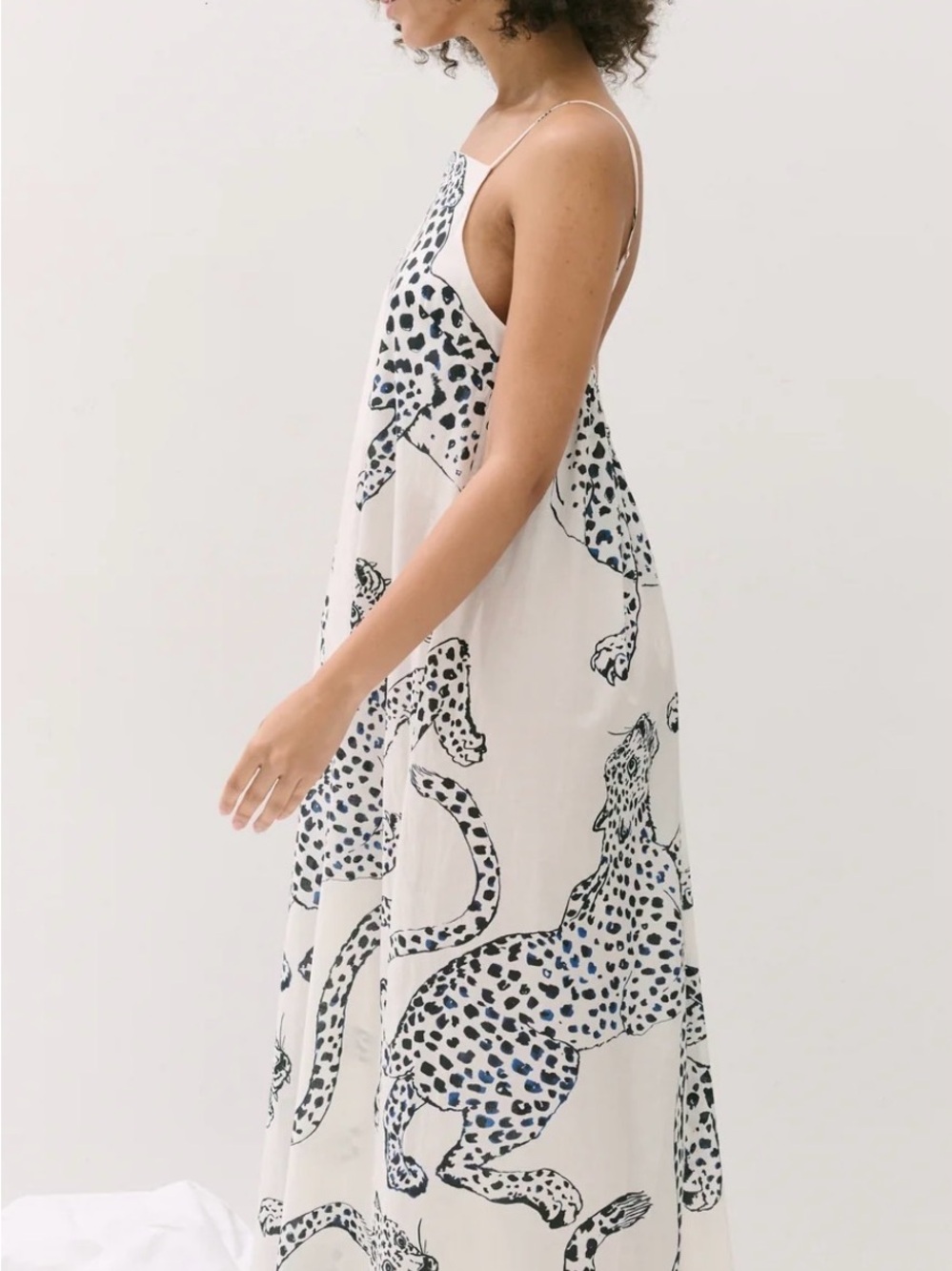 Desmond and Dempsey Slip Maxi Slip Nightie Jaguar Square - Picture 4 of 11